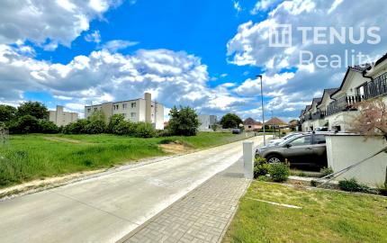 Stavebný pozemok blízko Senice – Hlboké, 1 695 m²