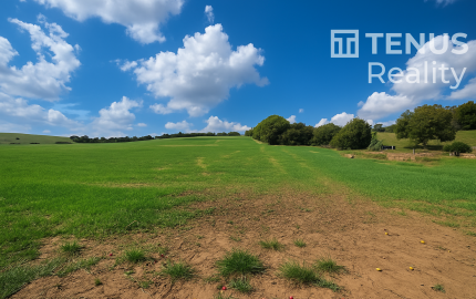 tenus Reality: Na predaj pozemok s výnimočným výhľadom na hrad Branč