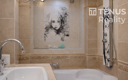 tenus Reality - Výnimočný dom na kopaniciach