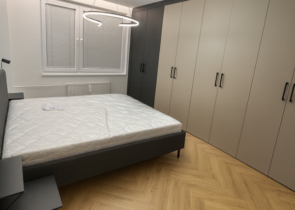 tenus Reality: Ponúka prenájom Štýlového 3-izbového bytu po rekonštrukcii