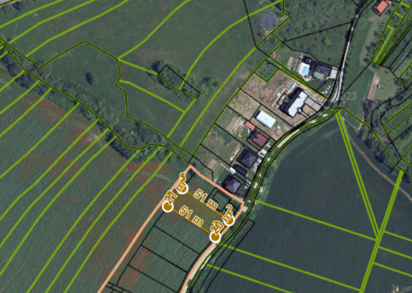 tenus Reality: Na predaj pozemok s výnimočným výhľadom na hrad Branč