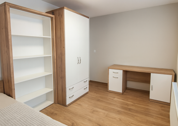 tenus Reality - ponúka luxusný 3-izbový byt s balkónom