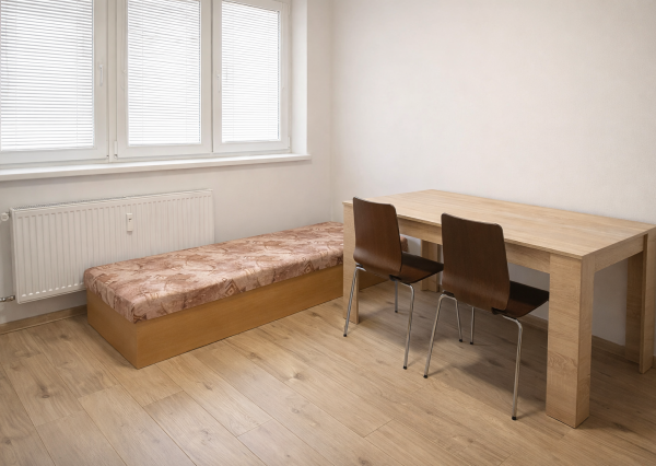 tenus Reality – Відремонтована гарсоньєра в центрі міста Миява в оренду