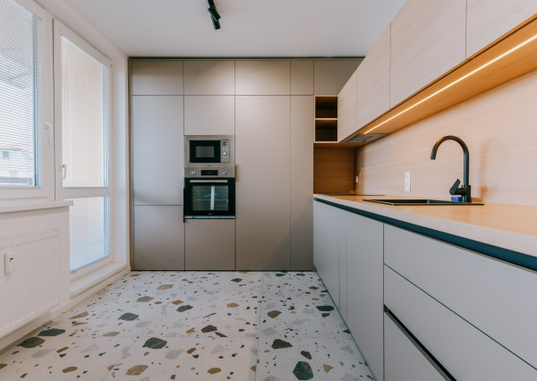 Luxusný 2-izbový byt po kompletnej rekonštrukcii, 57 m²